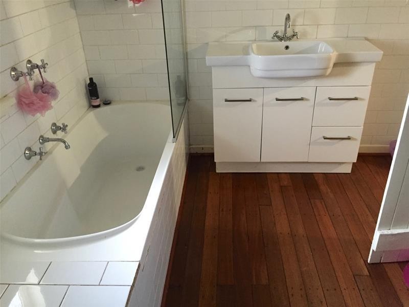 4 Sollya Crescent, Dwellingup WA 6213