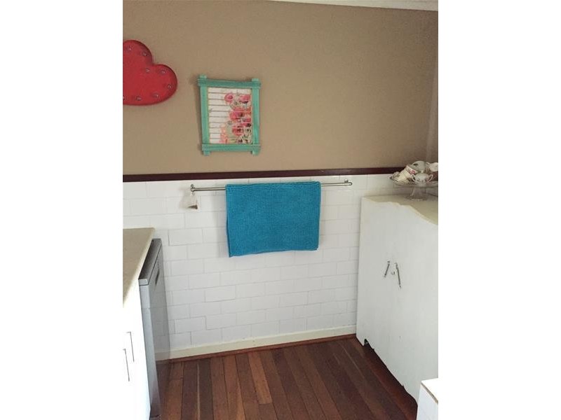 4 Sollya Crescent, Dwellingup WA 6213