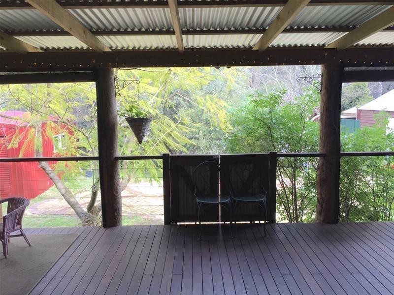 4 Sollya Crescent, Dwellingup WA 6213