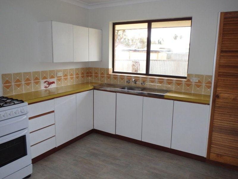 1 Nuytsia Place, Pinjarra WA 6208