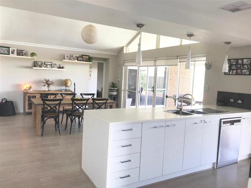 10 Harrison Way, Waroona WA 6215