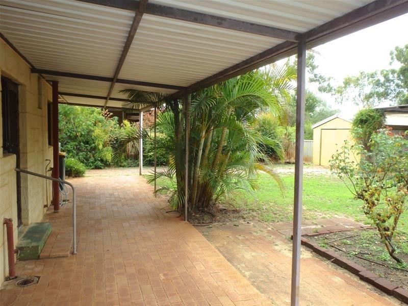 32 McLarty Road, Pinjarra WA 6208