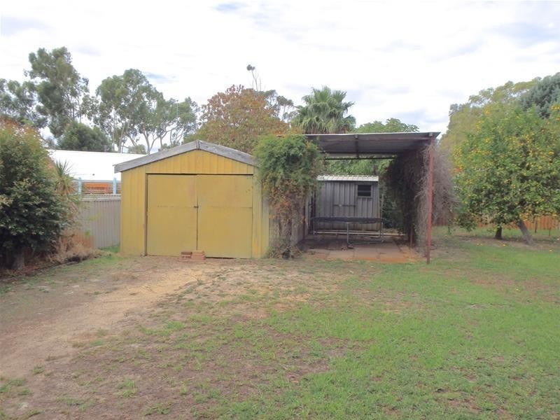 32 McLarty Road, Pinjarra WA 6208