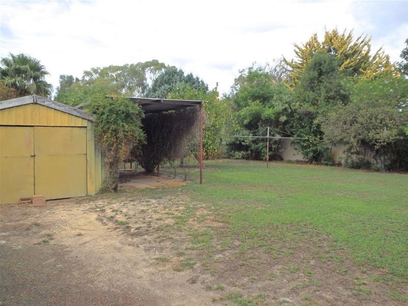 32 McLarty Road, Pinjarra WA 6208