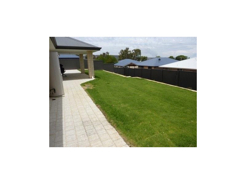 9 Sandalwood Place, Boddington WA 6390