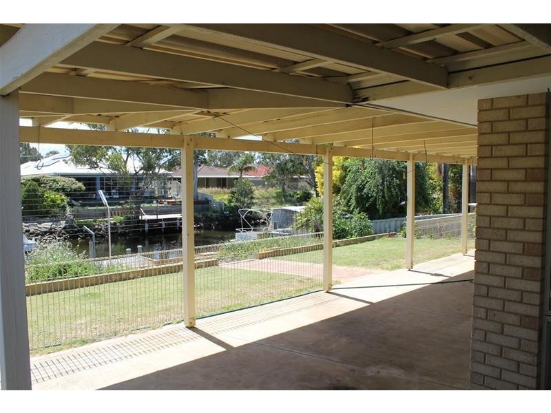 50 South Yunderup Road, South Yunderup WA 6208