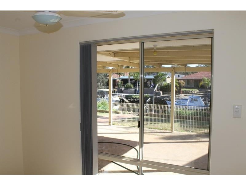 50 South Yunderup Road, South Yunderup WA 6208