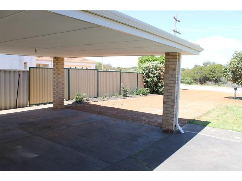 50 South Yunderup Road, South Yunderup WA 6208