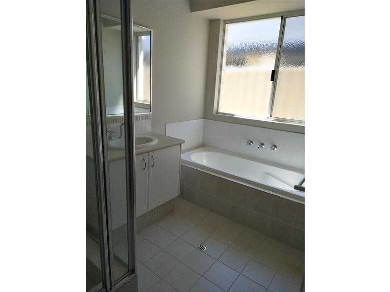 11 Wilghi Way, Ravenswood WA 6208