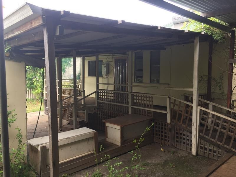 8 CHURCH Street, Dwellingup WA 6213