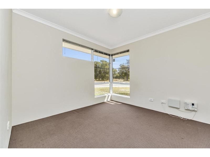 1 Hay Entrance, Pinjarra WA 6208
