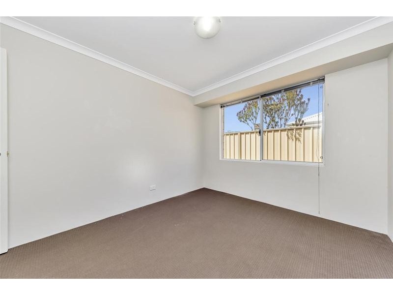 1 Hay Entrance, Pinjarra WA 6208