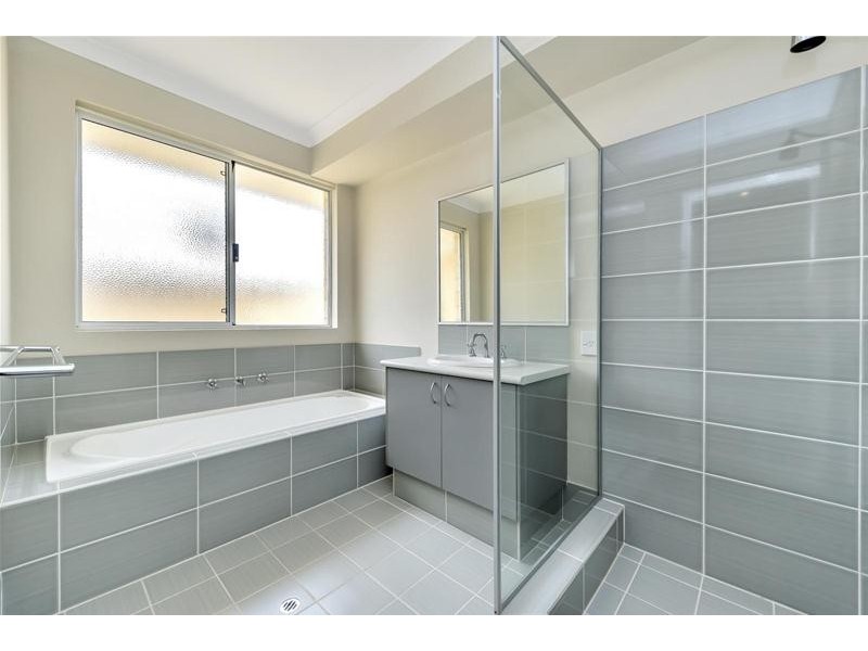 1 Hay Entrance, Pinjarra WA 6208