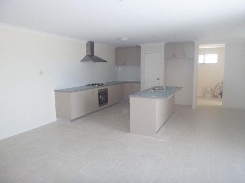 40 Weewar Circuit, South Yunderup WA 6208