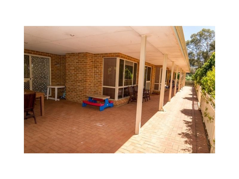 15 Adam Street, Boddington WA 6390