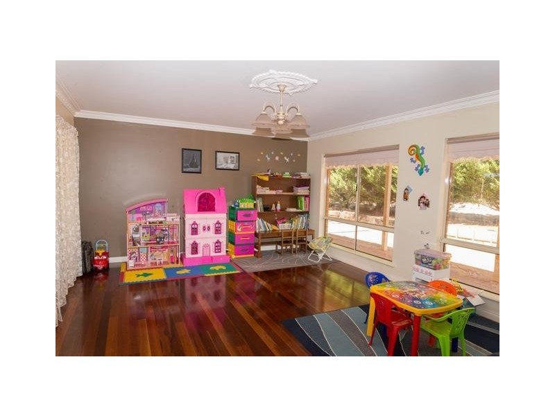 15 Adam Street, Boddington WA 6390