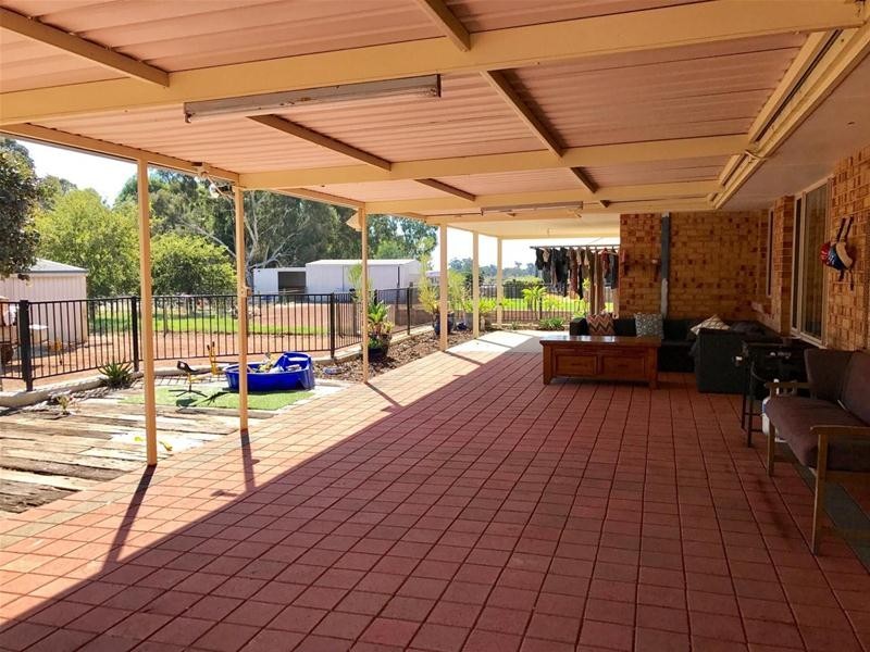 59 Bradford Street, Waroona WA 6215