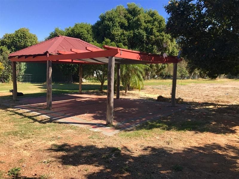 59 Bradford Street, Waroona WA 6215