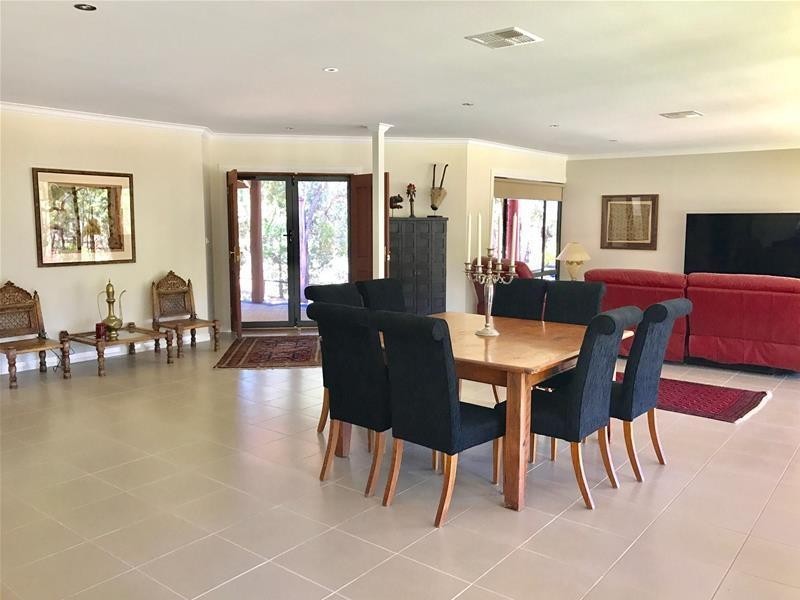 39 Lyons Road, Waroona WA 6215