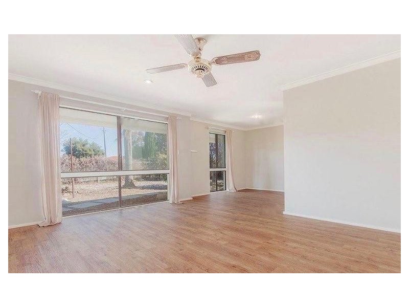 11 Osmunda Place, Pinjarra WA 6208