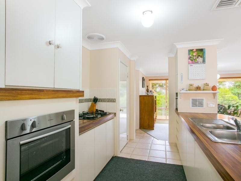 3 Robbie Court, Waroona WA 6215