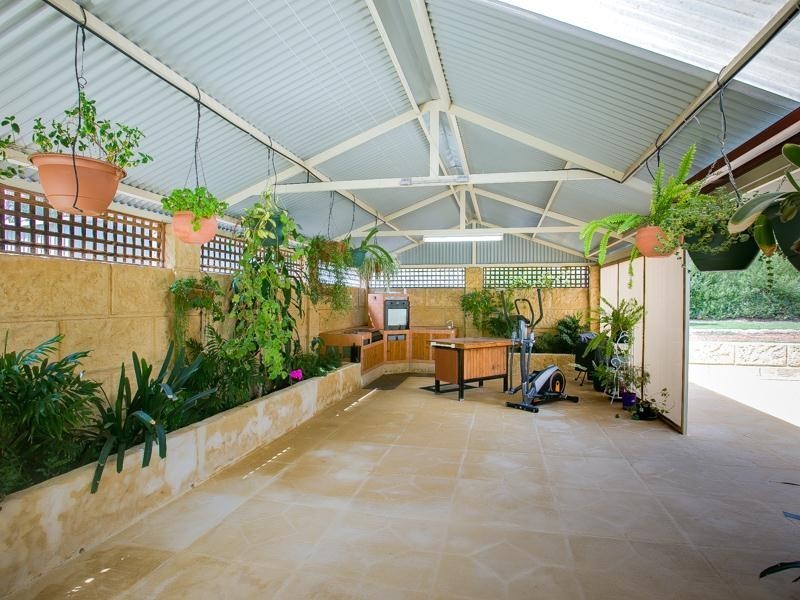 3 Robbie Court, Waroona WA 6215