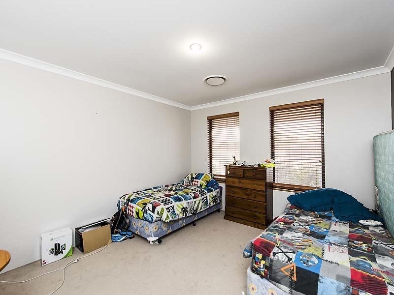 4 Hamlet Pass, Pinjarra WA 6208