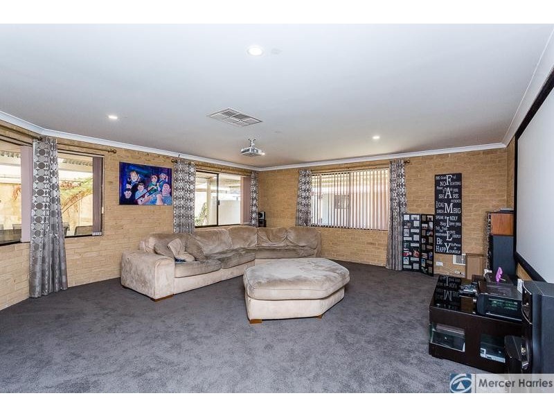 49 Country Road, Pinjarra WA 6208