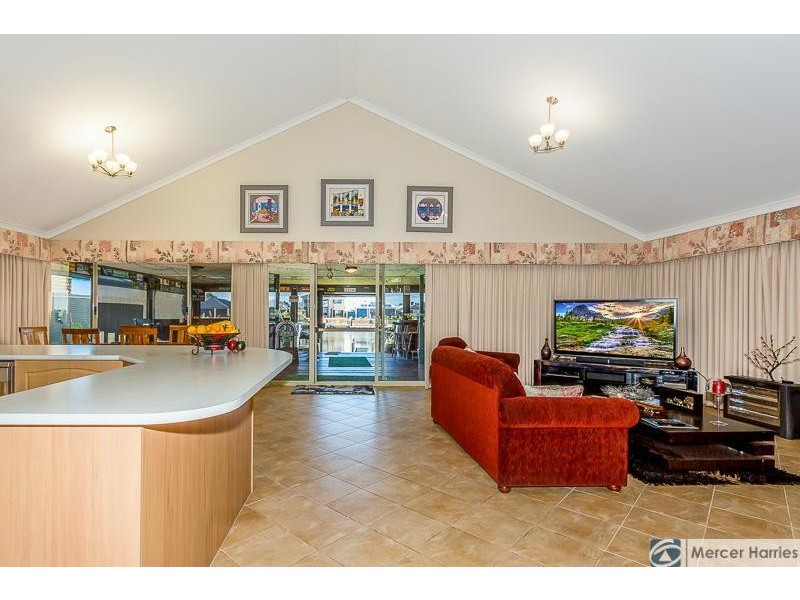 51 Kiap Road, South Yunderup WA 6208