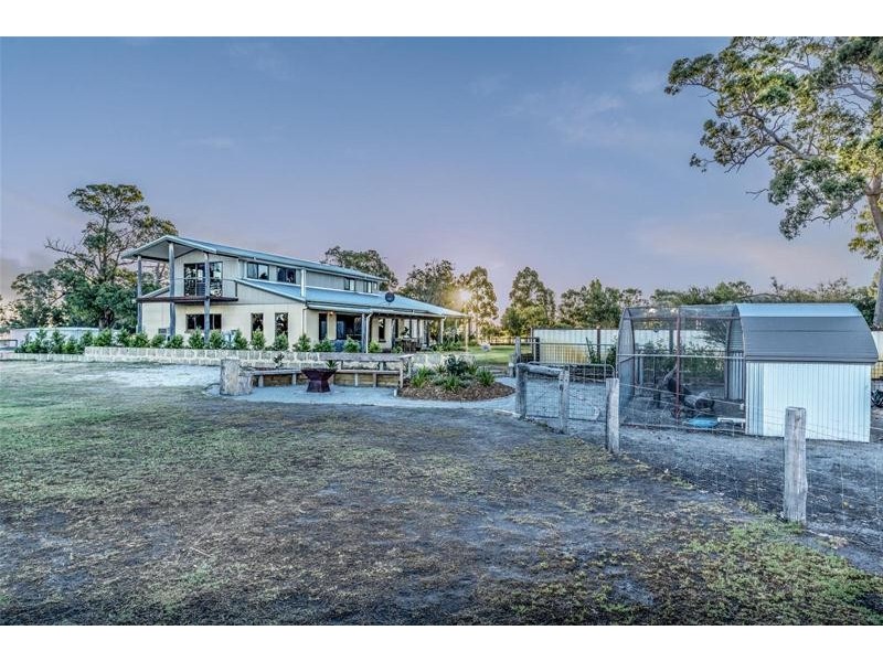 54 Avoca Retreat, North Dandalup WA 6207