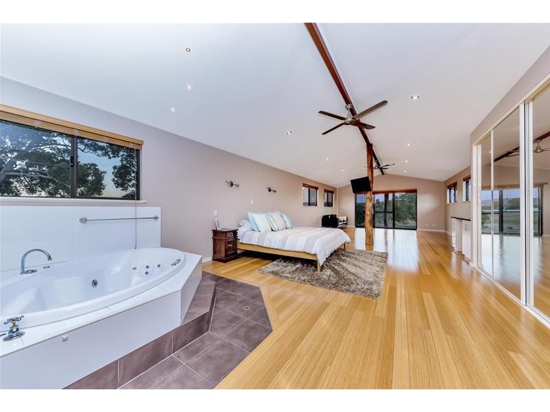54 Avoca Retreat, North Dandalup WA 6207