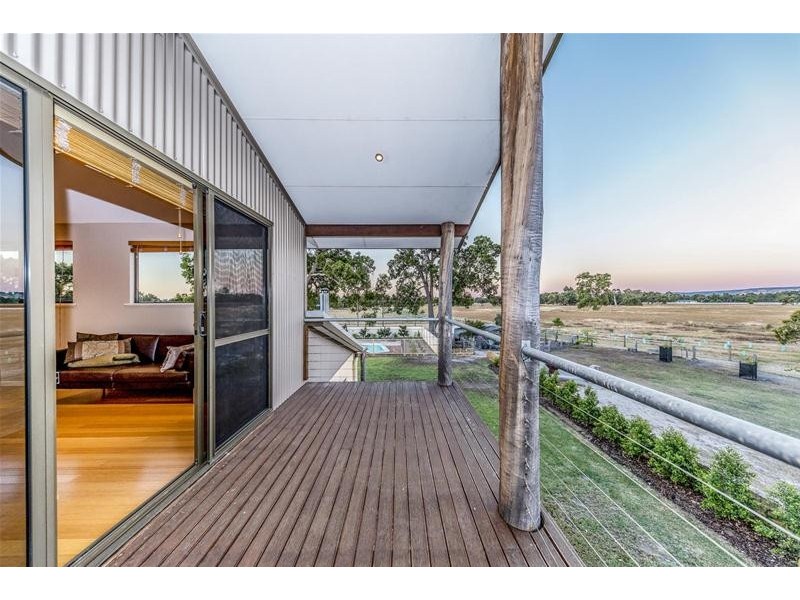 54 Avoca Retreat, North Dandalup WA 6207