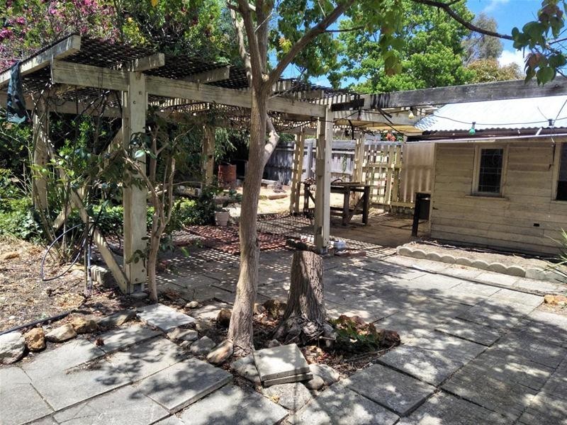 21 Marinup Street, Dwellingup WA 6213