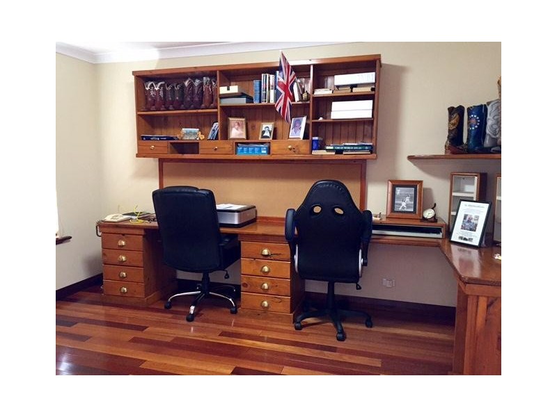 13 McKay Avenue, Waroona WA 6215