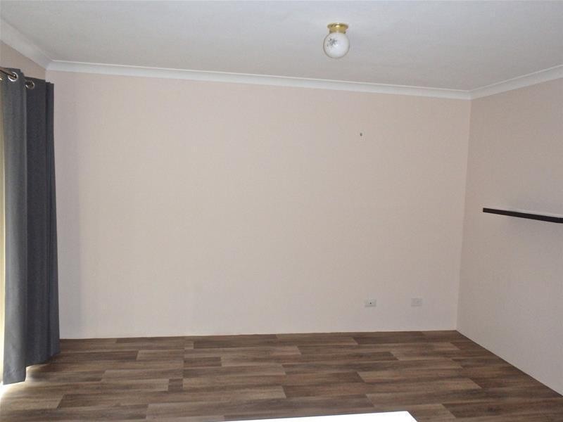 4 Achilles Place, Greenfields WA 6210