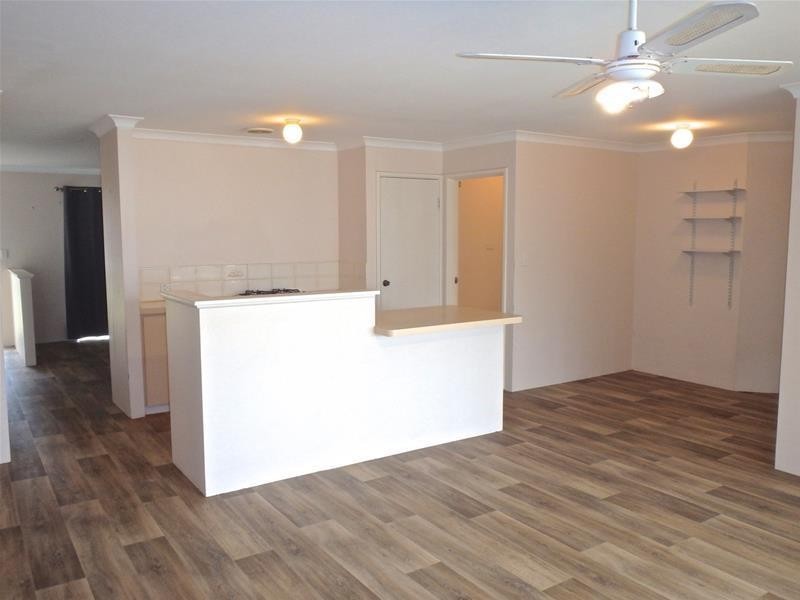 4 Achilles Place, Greenfields WA 6210