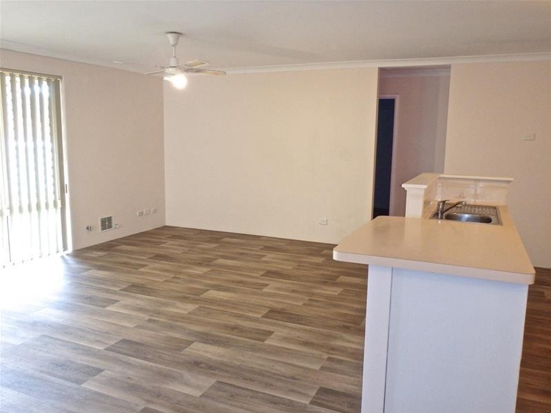 4 Achilles Place, Greenfields WA 6210