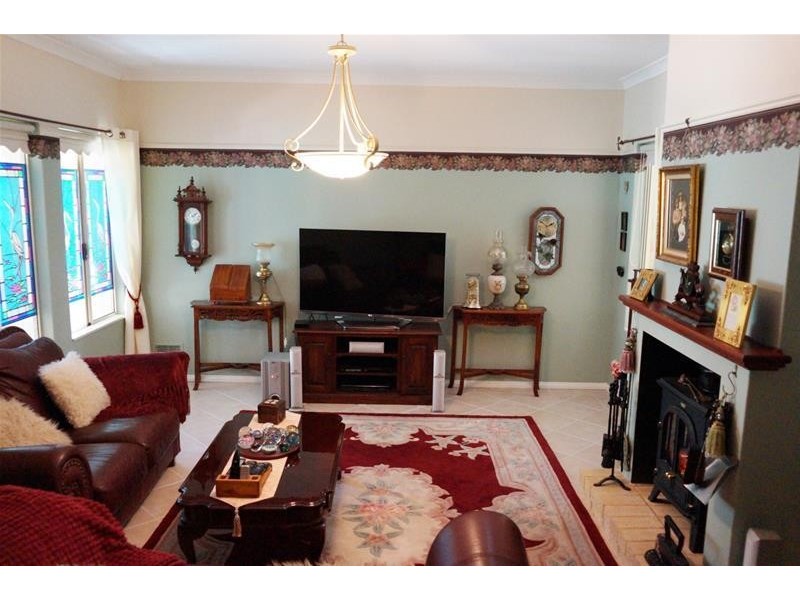 1 Butlers Retreat, Waroona WA 6215