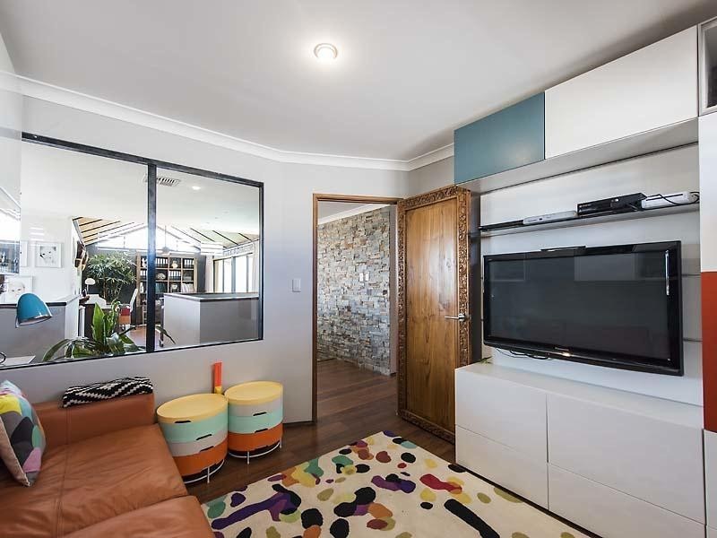 61 Kiap Road, South Yunderup WA 6208