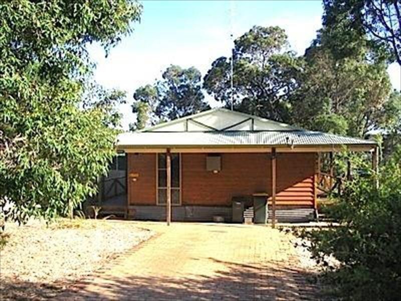 10 Forrest View Road, Dwellingup WA 6213