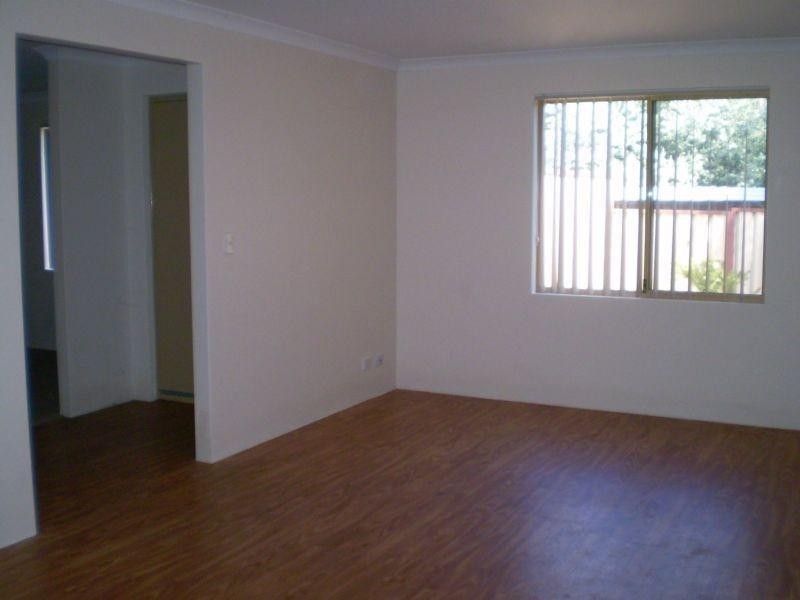 2/2 Iseppi Street, Waroona WA 6215