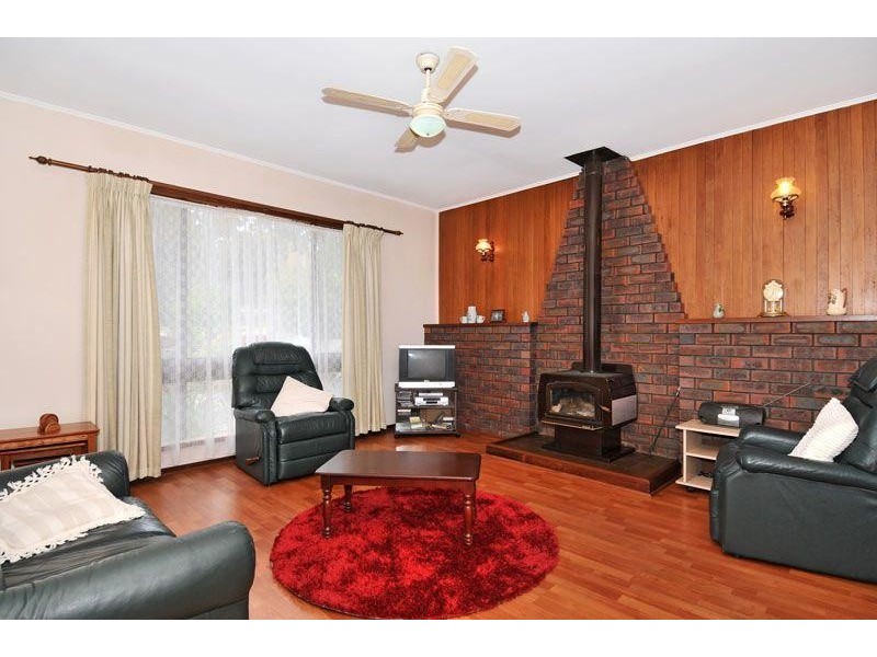 6 Church Street, Dwellingup WA 6213