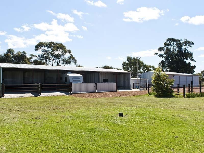 151 Beacham Road, West Pinjarra WA 6208