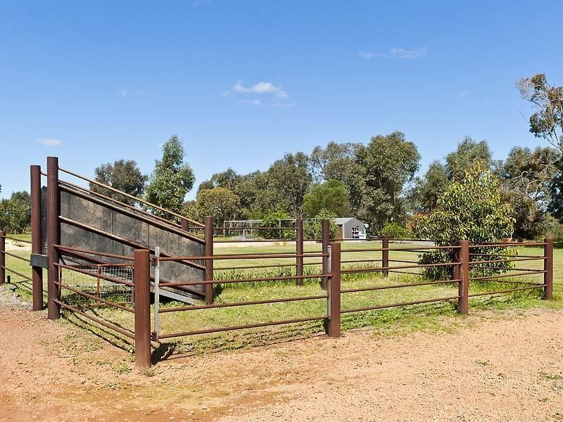 151 Beacham Road, West Pinjarra WA 6208