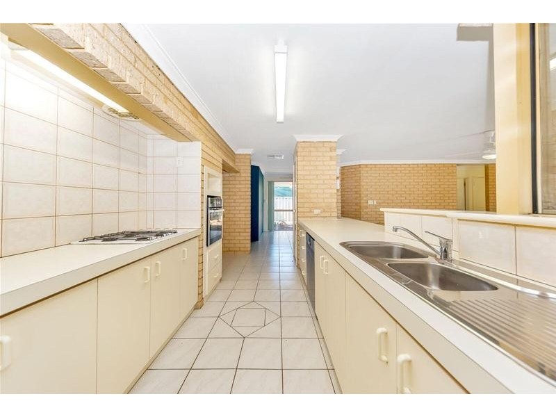 7 Falstaff Close, Greenfields WA 6210