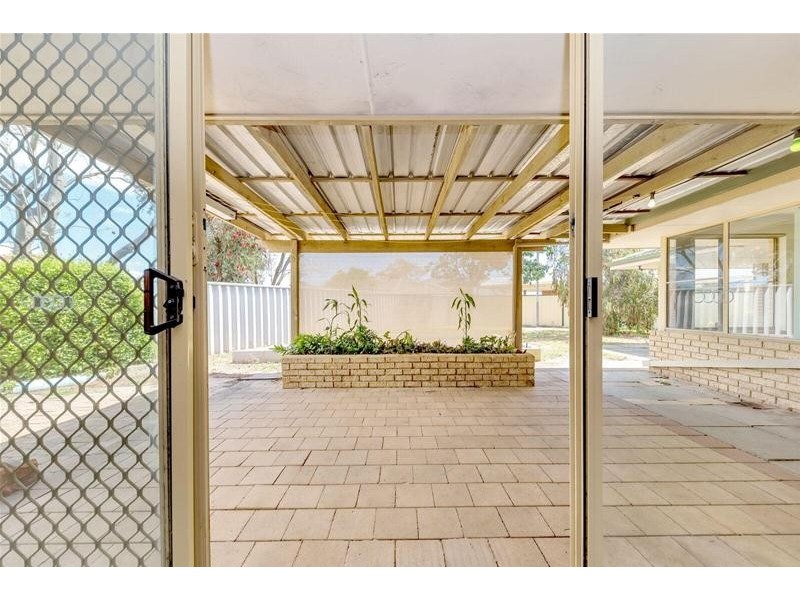 7 Falstaff Close, Greenfields WA 6210