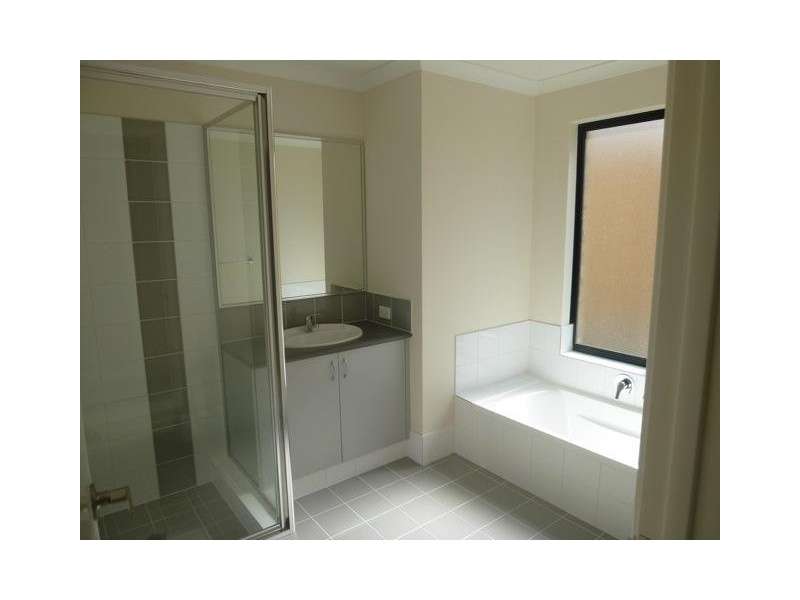 54 Weewar Circuit, South Yunderup WA 6208