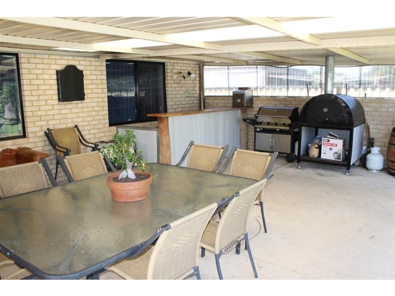 5 Adam Road, Ravenswood WA 6208