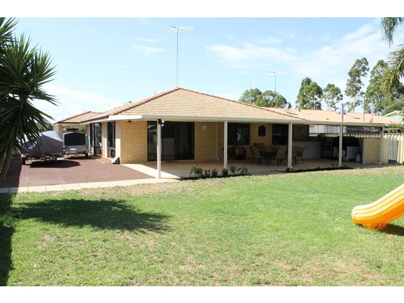 5 Adam Road, Ravenswood WA 6208