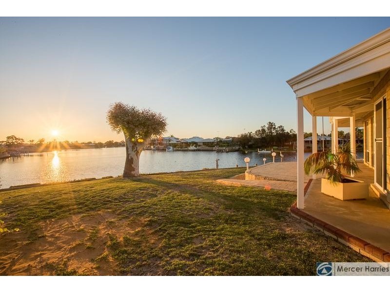 22 Heron Place, South Yunderup WA 6208